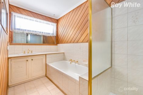 Property photo of 61 Chartwell Drive Wantirna VIC 3152