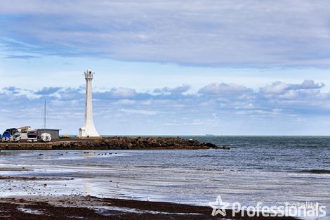 Property photo of 3/16-17 Marine Parade St Kilda VIC 3182