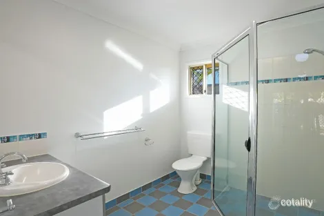 Property photo of 2 Ella Court Mount Louisa QLD 4814