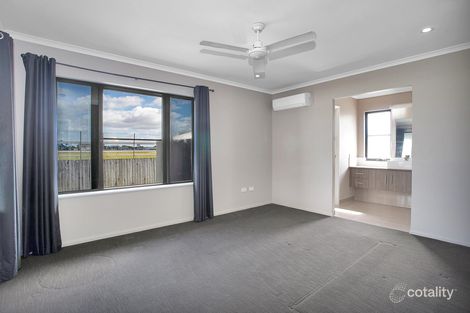 Property photo of 51 Makybe Diva Drive Ooralea QLD 4740