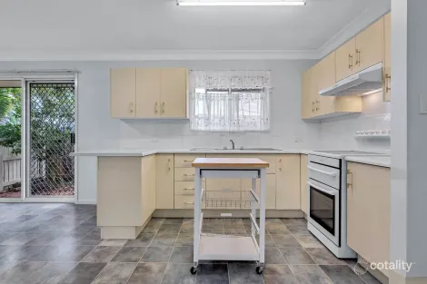 Property photo of 17 Protea Avenue Norman Gardens QLD 4701