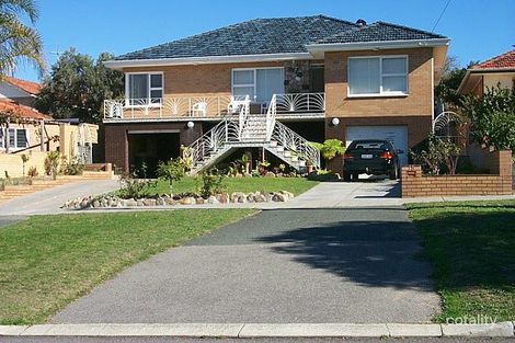 15 Wiluna Ave, White Gum Valley, WA 6162