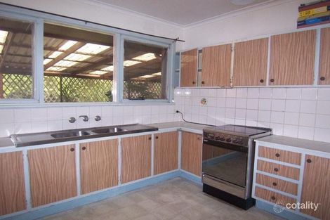 Property photo of 8 Holroyd Court Blackburn South VIC 3130
