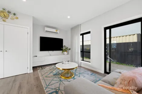 Property photo of 1/16 Hancock Crescent Braybrook VIC 3019