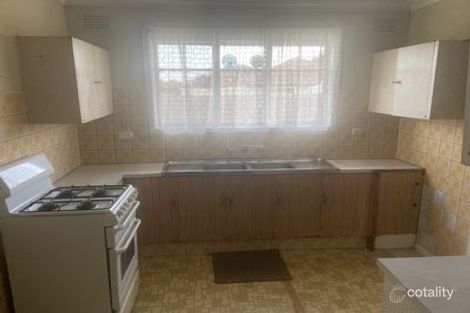 Property photo of 8 Kings Road St Albans VIC 3021
