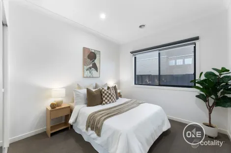 Property photo of 2/16 John Street Bayswater VIC 3153