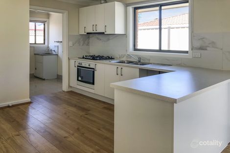 Property photo of 1/16-18 Bower Drive Werribee VIC 3030