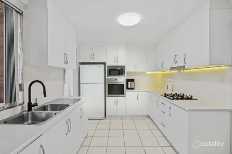 Property photo of 81 Perrin Avenue Plumpton NSW 2761