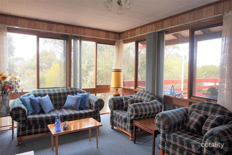 Property photo of 41 Camerons Road Loch Sport VIC 3851