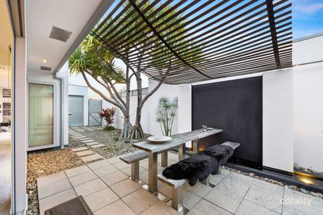 Property photo of 22 Seychelles Place Parrearra QLD 4575
