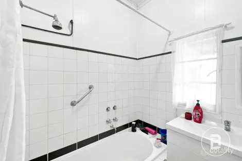 Property photo of 16 Baird Street Ararat VIC 3377