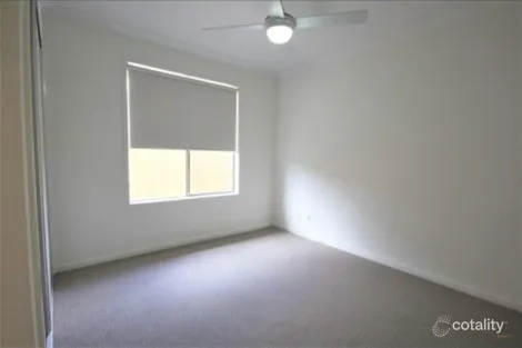Property photo of 30 Eagleton Crescent Leichhardt QLD 4305