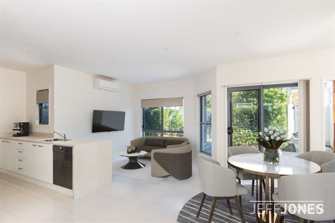 Property photo of 2/27 Dickenson Street Carina QLD 4152