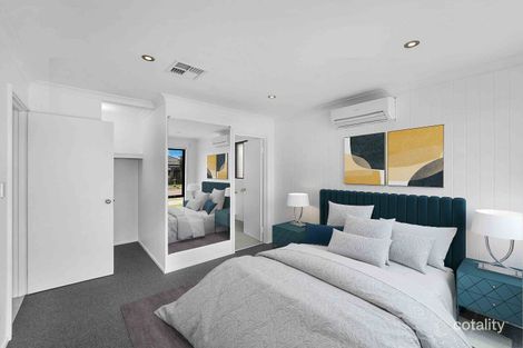 Property photo of 8 Torrey Crescent Aubin Grove WA 6164