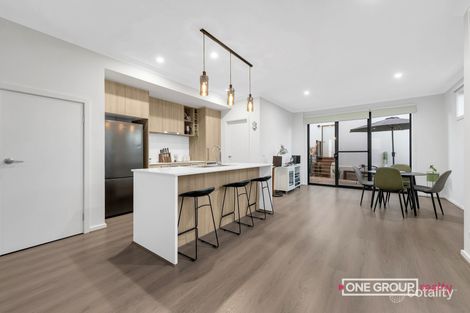 Property photo of 2 Tarlo Walk Wollert VIC 3750