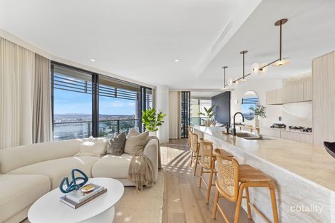 21602/21 Elizabeth Ave, Broadbeach, QLD 4218