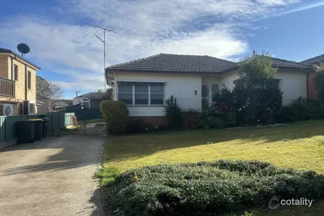 70 Hoddle Ave, Campbelltown, NSW 2560