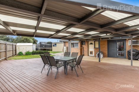 Property photo of 5 Colac Court Hoppers Crossing VIC 3029