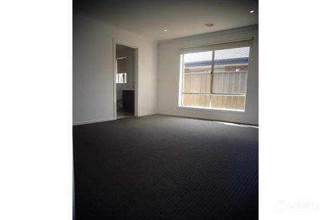 Property photo of 3 Parkview Boulevard Huntly VIC 3551