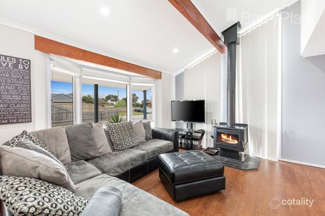 Property photo of 5 Colac Court Hoppers Crossing VIC 3029