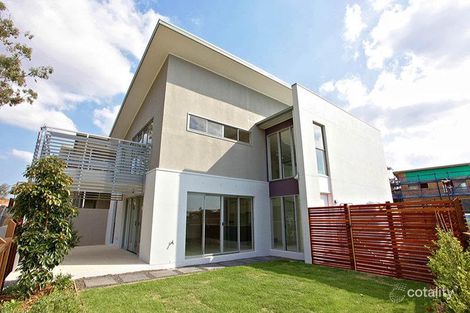 8 Tall Woods Ct, Brookwater, QLD 4300