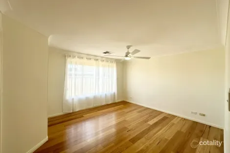 Property photo of 19 Galloway Crescent St Andrews NSW 2566