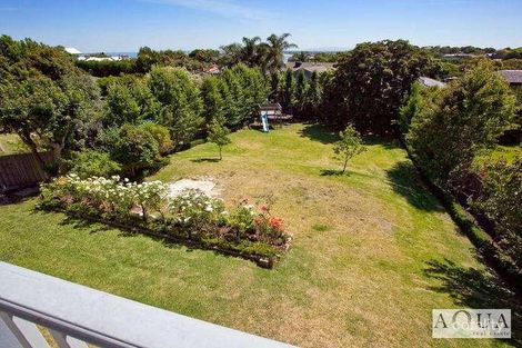Property photo of 19 Bruarong Crescent Frankston South VIC 3199