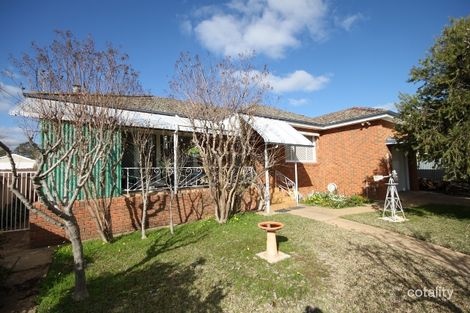 33 Heath St, Turvey Park, NSW 2650