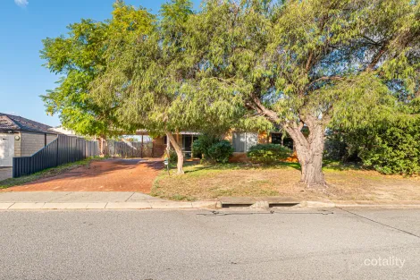 Property photo of 11 Brougham Crescent Orelia WA 6167