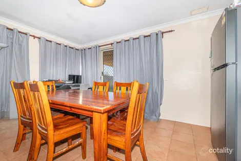 Property photo of 11 Brougham Crescent Orelia WA 6167