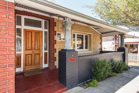 14 Pearse St, North Fremantle, WA 6159