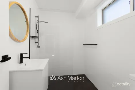 Property photo of 45 Herbert Road Carrum Downs VIC 3201