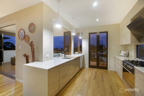 Property photo of 337 Wynnum North Road Wynnum QLD 4178