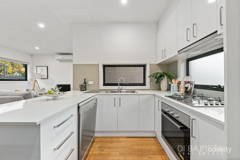 Property photo of 2/9 West Court Airport West VIC 3042