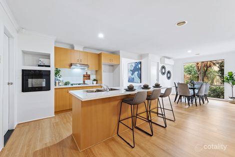 Property photo of 21 May Gibbs Crescent Lynbrook VIC 3975