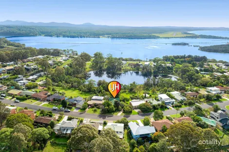 Property photo of 26 Dell Parade Moruya Heads NSW 2537