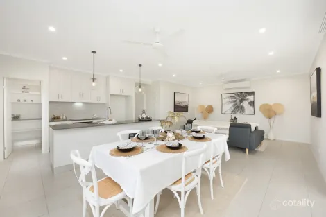 Property photo of 7 Bribie Chase Burdell QLD 4818