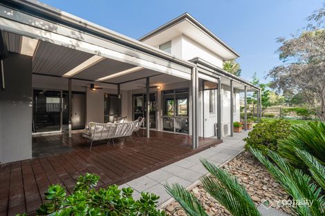 Property photo of 8 Corowa Place Sandhurst VIC 3977