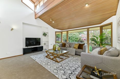 Property photo of 40 Winbourne Road Mount Waverley VIC 3149