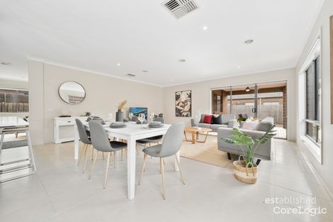 Property photo of 26 Grassbird Drive Point Cook VIC 3030