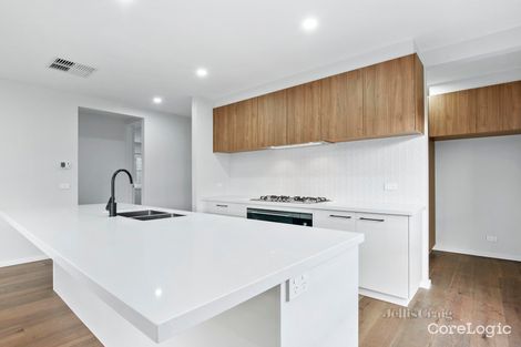 Property photo of 12 Zircon Street Alfredton VIC 3350