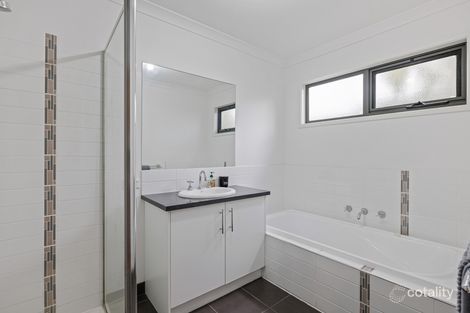 Property photo of 21 Vision Circuit Sunset Strip VIC 3922