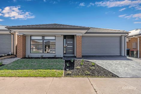 Property photo of 19 Flagstone Street Werribee VIC 3030