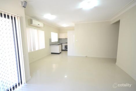 Property photo of 10/18 Magowar Road Pendle Hill NSW 2145