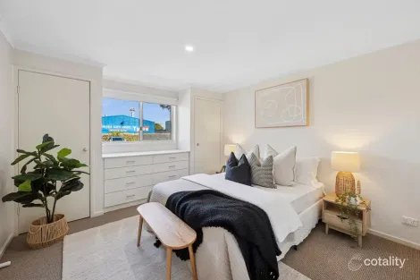 Property photo of 98 Beach Road Torquay VIC 3228