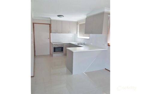 Property photo of 92 Kerry Crescent Berkeley Vale NSW 2261