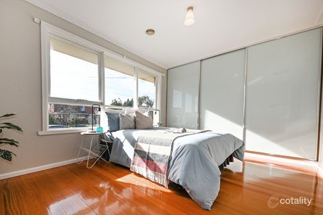 Property photo of 1/18 Emerald Street Mount Waverley VIC 3149