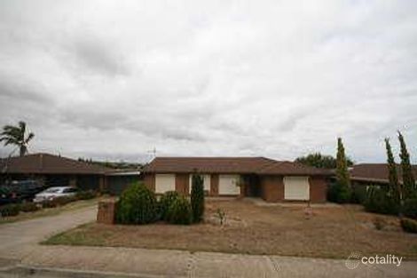 32 Lerunna Ave, Hallett Cove, SA 5158