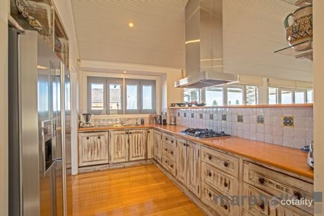 Property photo of 2 Elandale Place Redhead NSW 2290