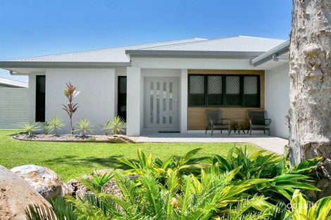 Property photo of 64 Coastline Parade Trinity Beach QLD 4879
